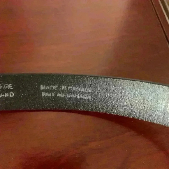 Made in Canada Buffalo leather belt - Picture 3 of 5